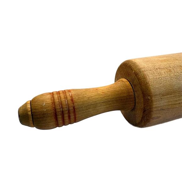 Antique Classic Rustic Hand Turned Wooden Rolling Pin – Red Ribbed